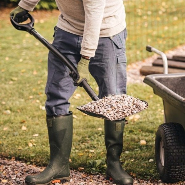 Фото - Лопата Fiskars Ergonomic Pro (1066713)